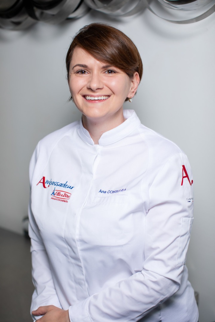 Ana Consulea