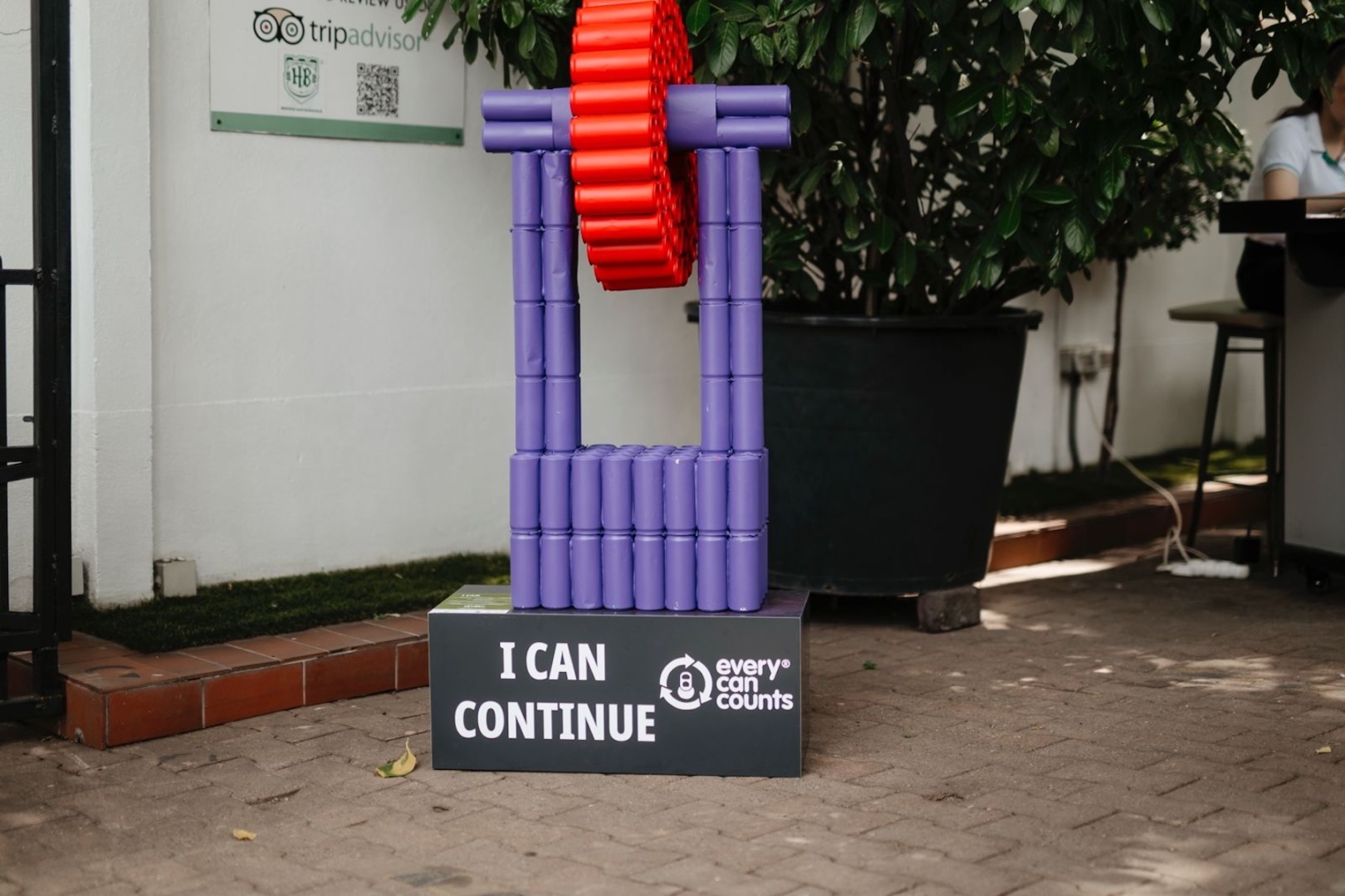 Artă din doze de aluminiu