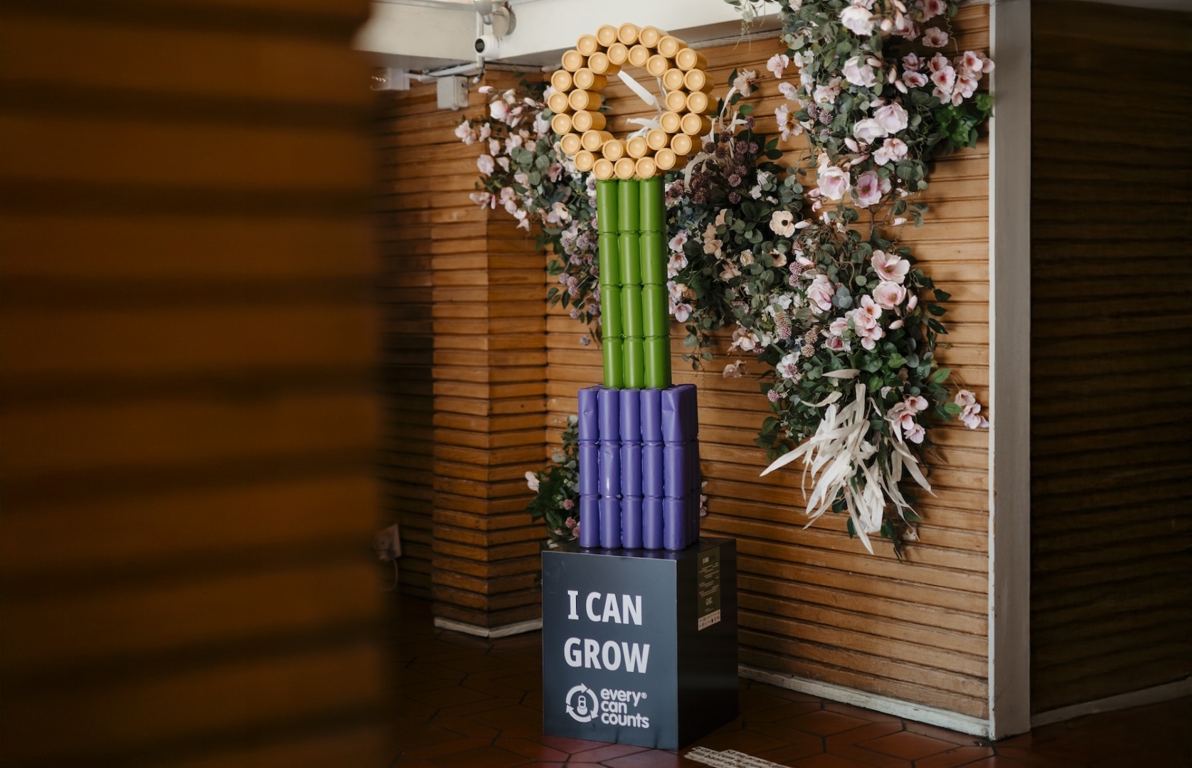 Artă din doze de aluminiu