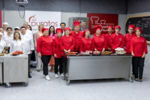 Prima generație de absolvenți