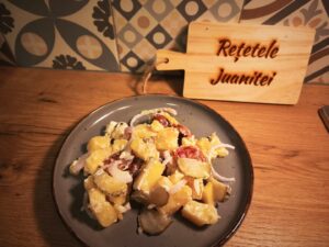 salata cu cartofi in stil german