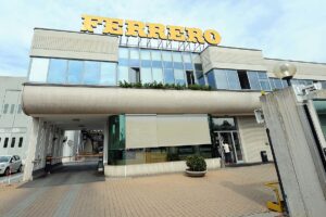 Compania italiană Ferrero, producătoarea Nutella