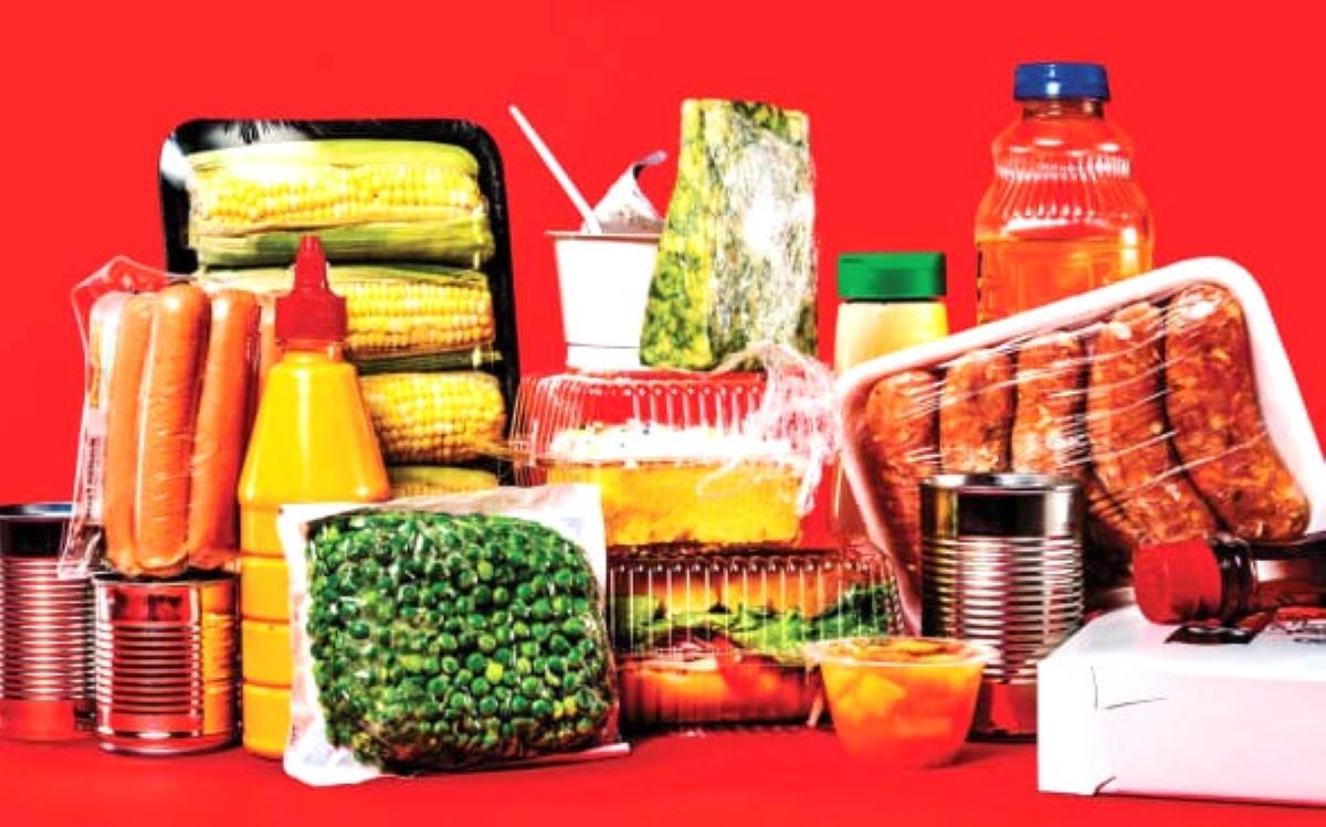 studiu-recent-ambalajele-alimentare-contamineaza-mancarea-cu-micro-si-nanoplastice-in-unele-creiere-umane-au-fost-detectate-cantitati-de-plastic-cat-incape-intr-o-lingurita