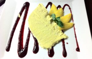 ce-este-un-parfait-si-cum-se-prepara-a-fost-creat-in-franta-dar-reelaborat-de-americani-intr-o-versiune-mai-simpla-fara-oua-si-fara-congelare