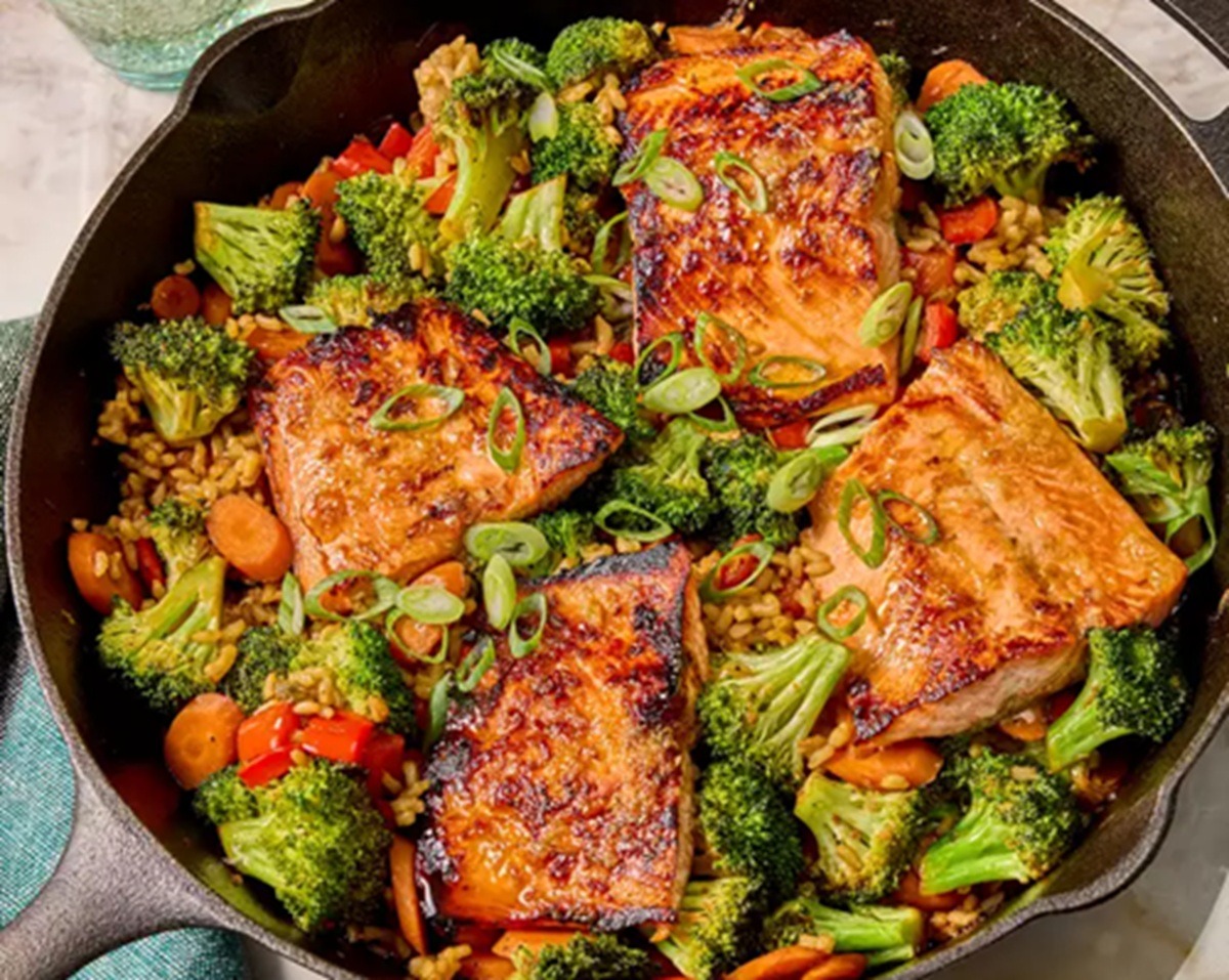 Somon cu miere și usturoi, o rețetă ușoară și rapidă