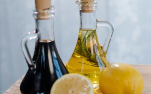 Ce este otetul si cate tipuri de otet exista