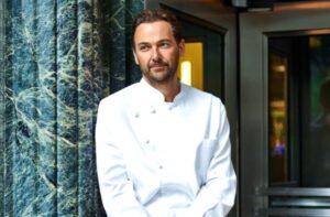 experienta-vegana-fara-succes-a-unui-restaurant-de-trei-stele-michelin-de-la-ny-reintroduce-carnea-in-meniu-dupa-ce-acum-patru-ani-optase-pentru-preparate-exclusiv-vegetale