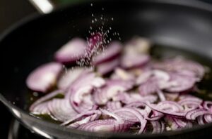 De ce provoaca ceapa reflux gastric