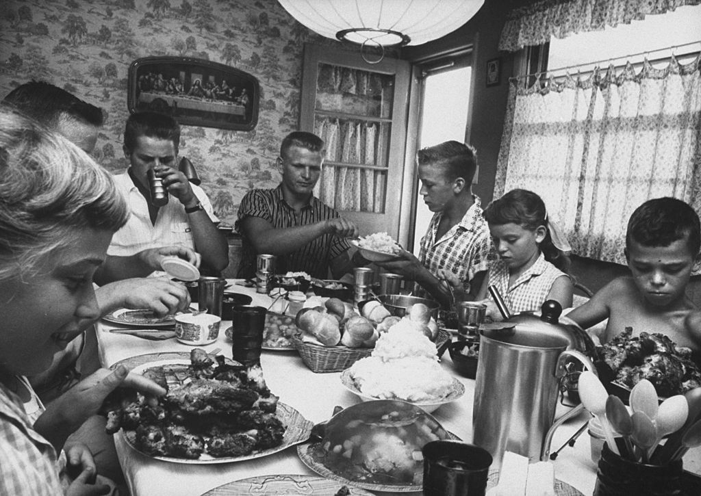 Ce bucate serveau românii