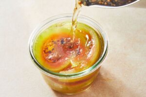 muraturi-din-coaja-de-pepene-rosu-ce-altceva-mai-putem-face-cu-ele-de-la-stir-fry-la-coaja-de-pepene-confiata