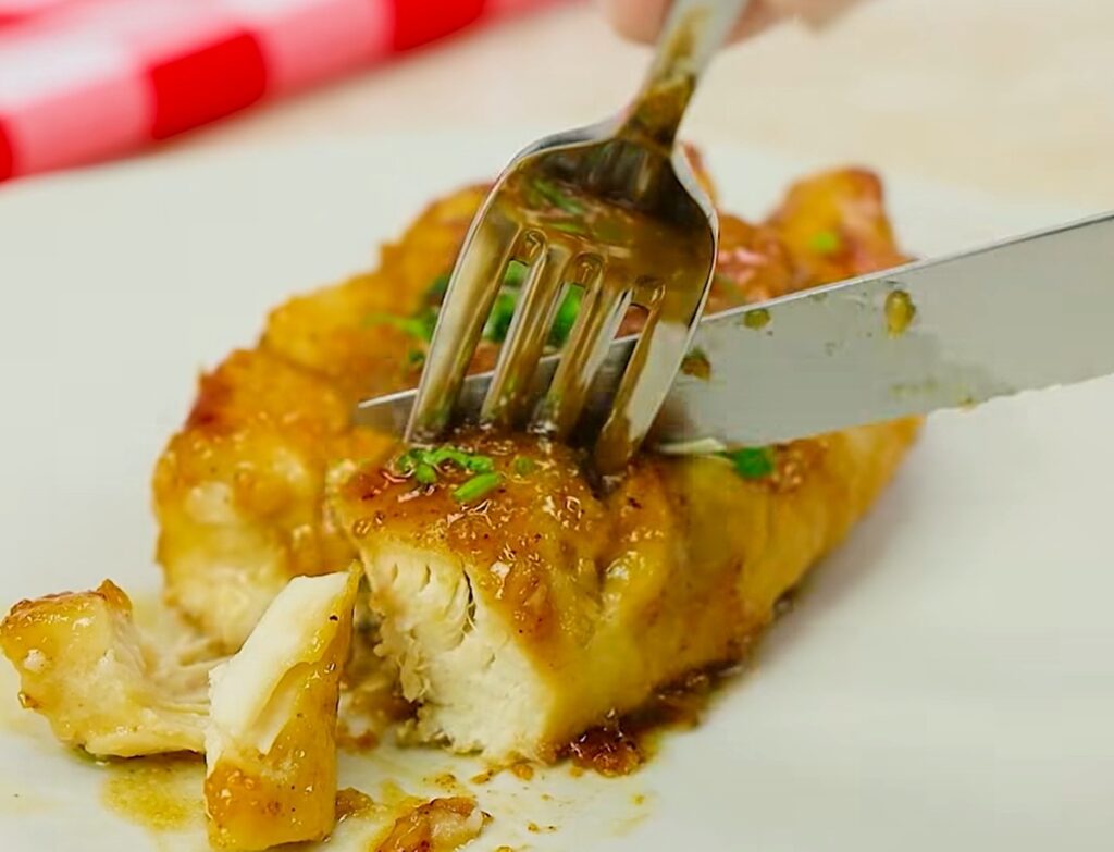 Pipet de pui cu sos dulce-acrișor