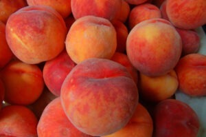 Cum păstrezi piersicile corect
