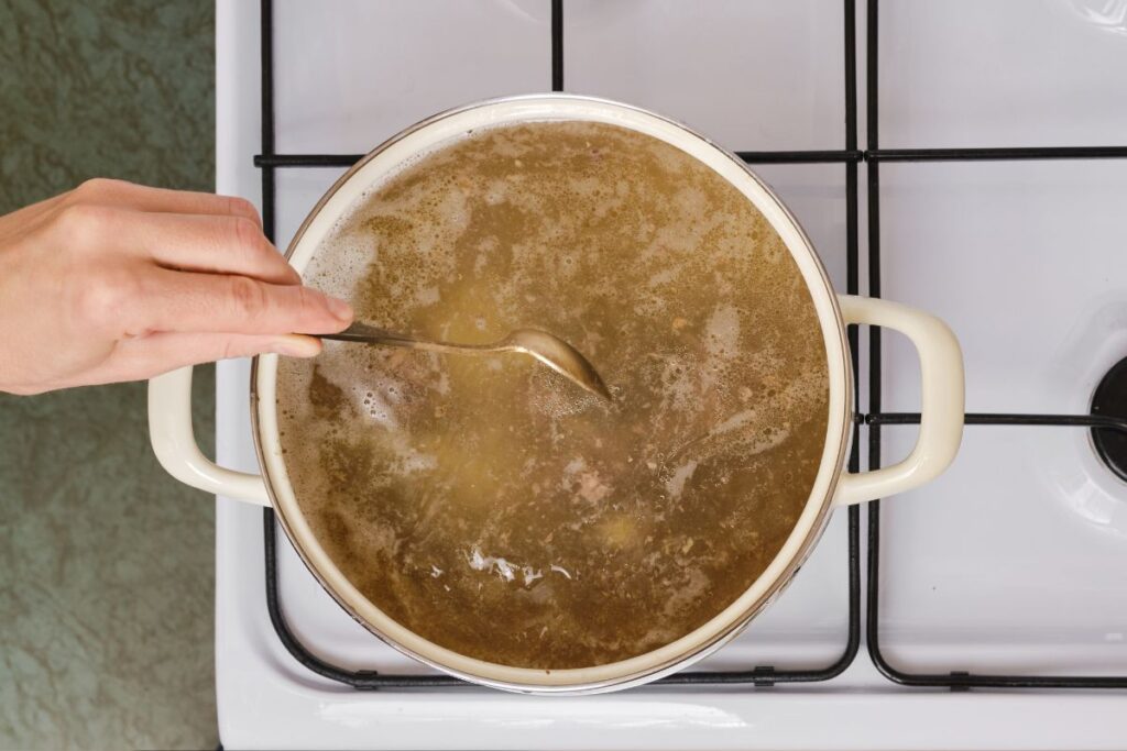 spuma carne abc in bucatarie