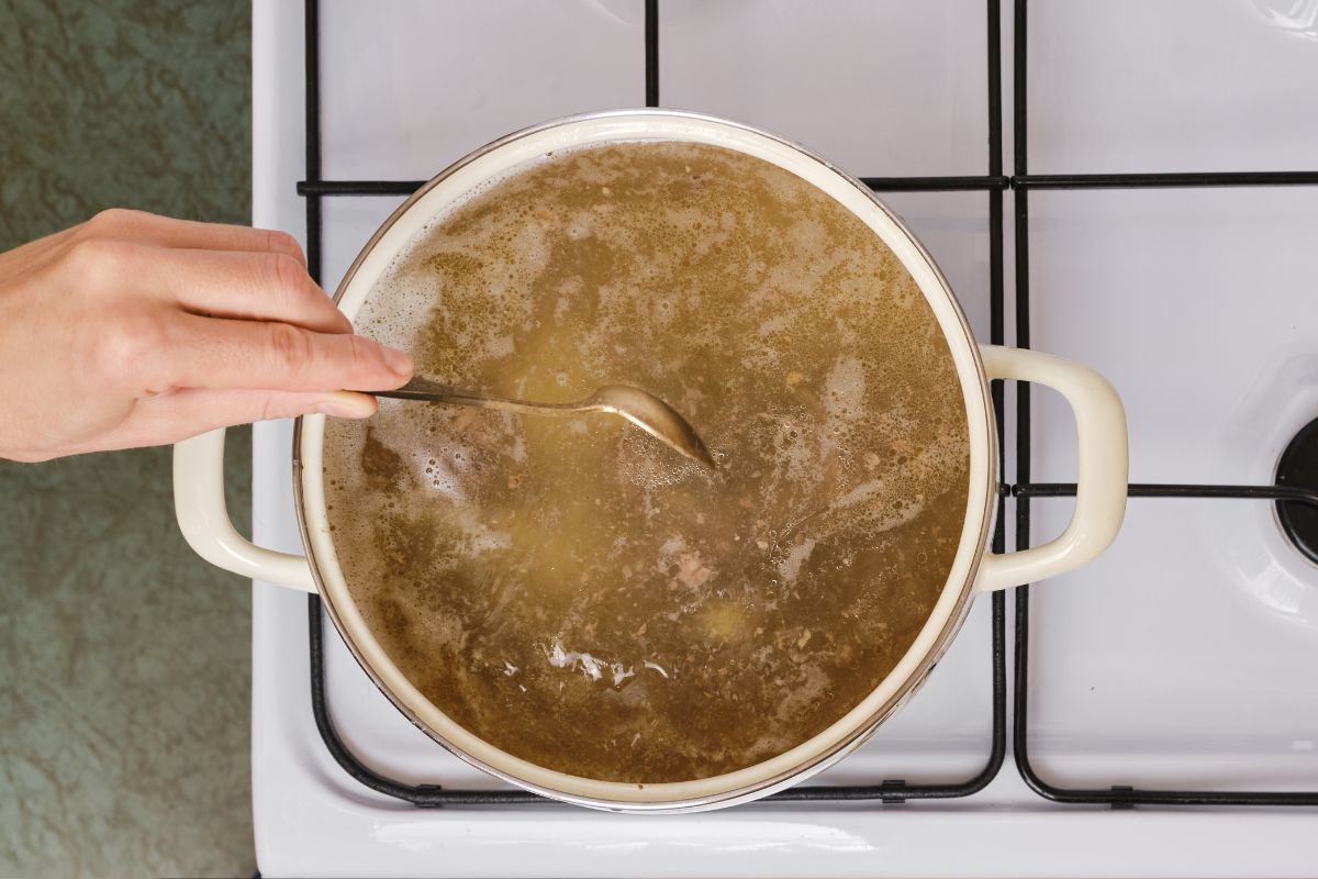 spuma carne abc in bucatarie