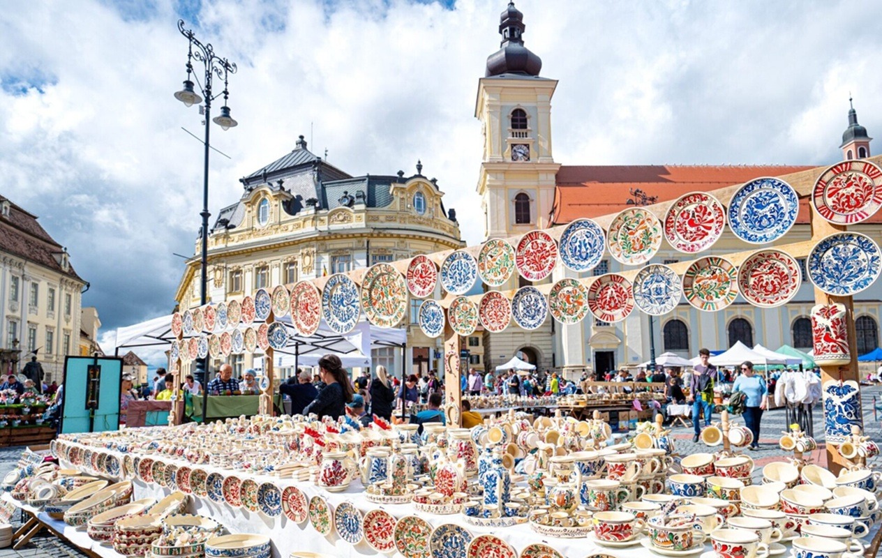 Târgul olarilor din Sibiu este la ediția 59