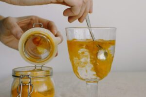 Turmericul ii poate ajuta pe diabetici sa mai slabeasca