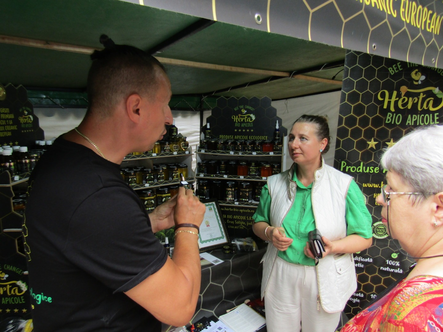 Ioan Cosmin Herța și mierea sa minunată