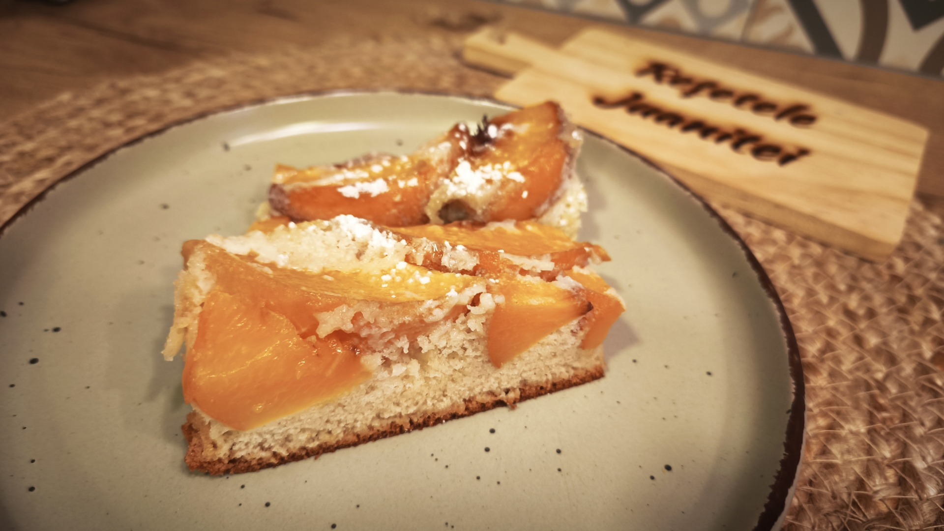 prajitura rasturnata caise piersici