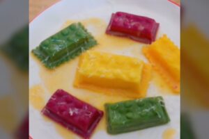 ravioli-in-forme-de-lego-ideea-aproape-geniala-a-unui-youtuber-polonez