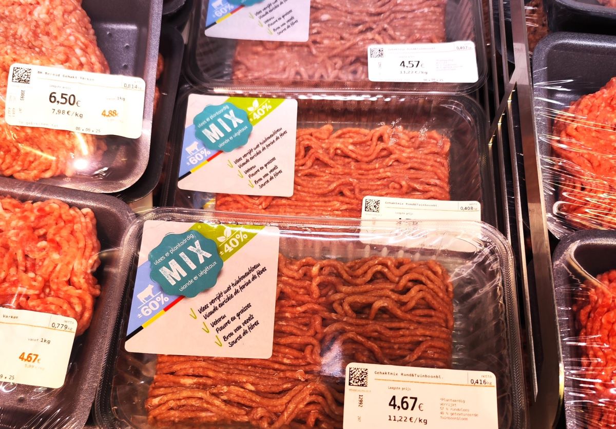 a-aparut-carnea-aditionata-cu-proteine-vegetale-se-vinde-in-unele-supermarketuri-din-belgia-si-olanda