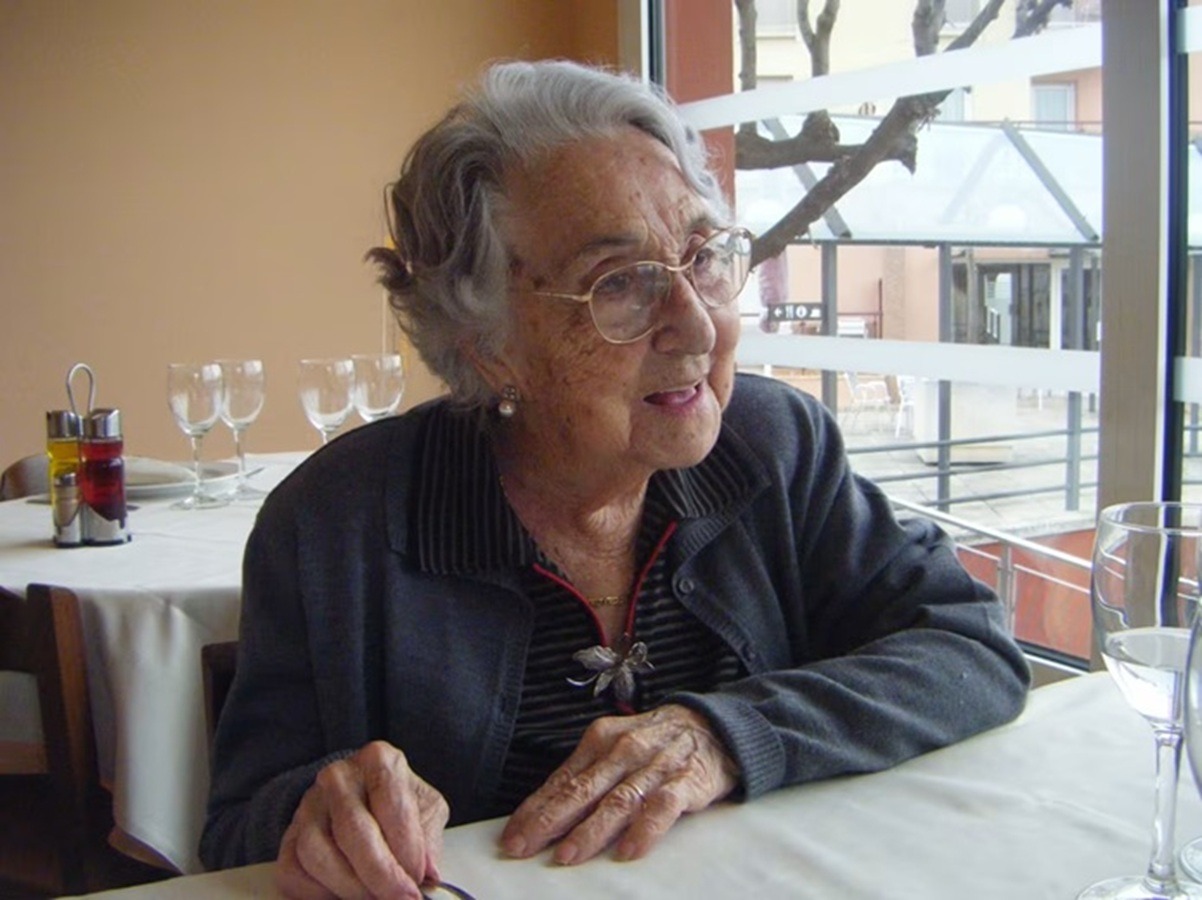 Ea mai vârstnică femeie a consumat iaurt de trei ori pe zi