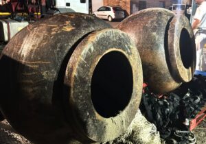 doua-vase-mari-destinate-alimentelor-din-epoca-romana-descoperite-in-italia-in-golful-gaeta