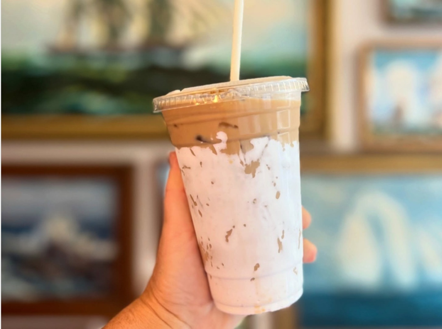 Latte pescărușul pufos