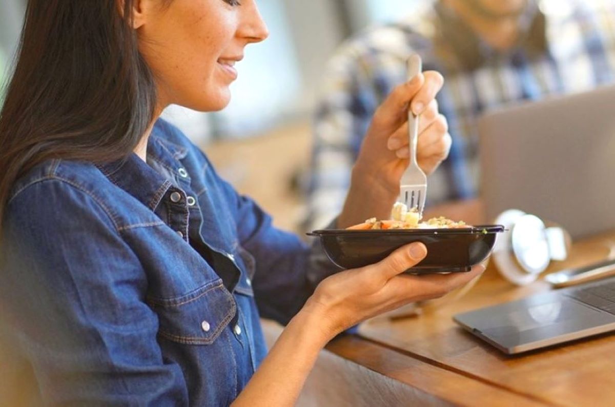 cum-au-rezolvat-italienii-problema-mesei-de-pranz-la-serviciu-tot-mai-multi-aleg-preparate-gata-de-consum-dar-sanatoase