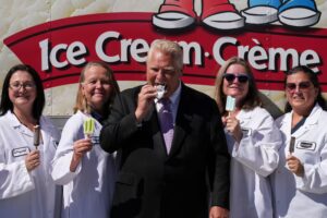 premierul Ontario Doug Ford