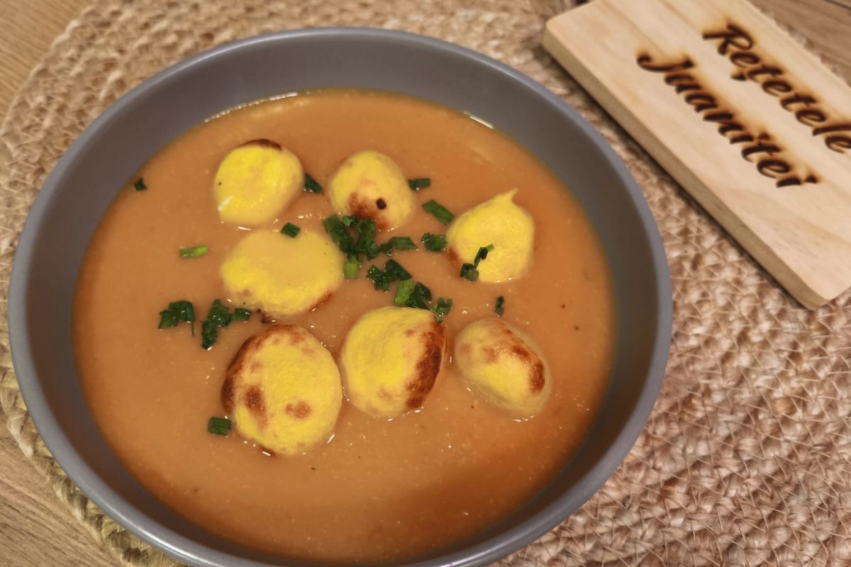 supa de dovleac cu gnocchi