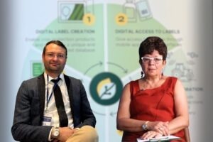 reciclare plastic fermieri