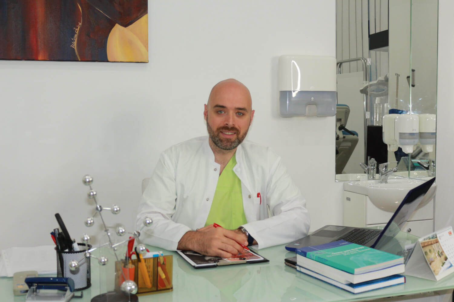 Dr Răzvan Vintilescu