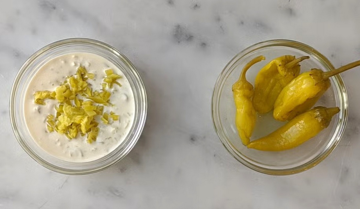 maioneza aromatizată cu ingrediente rapide, din conserva, o solutie pentru un sandwich mai bun