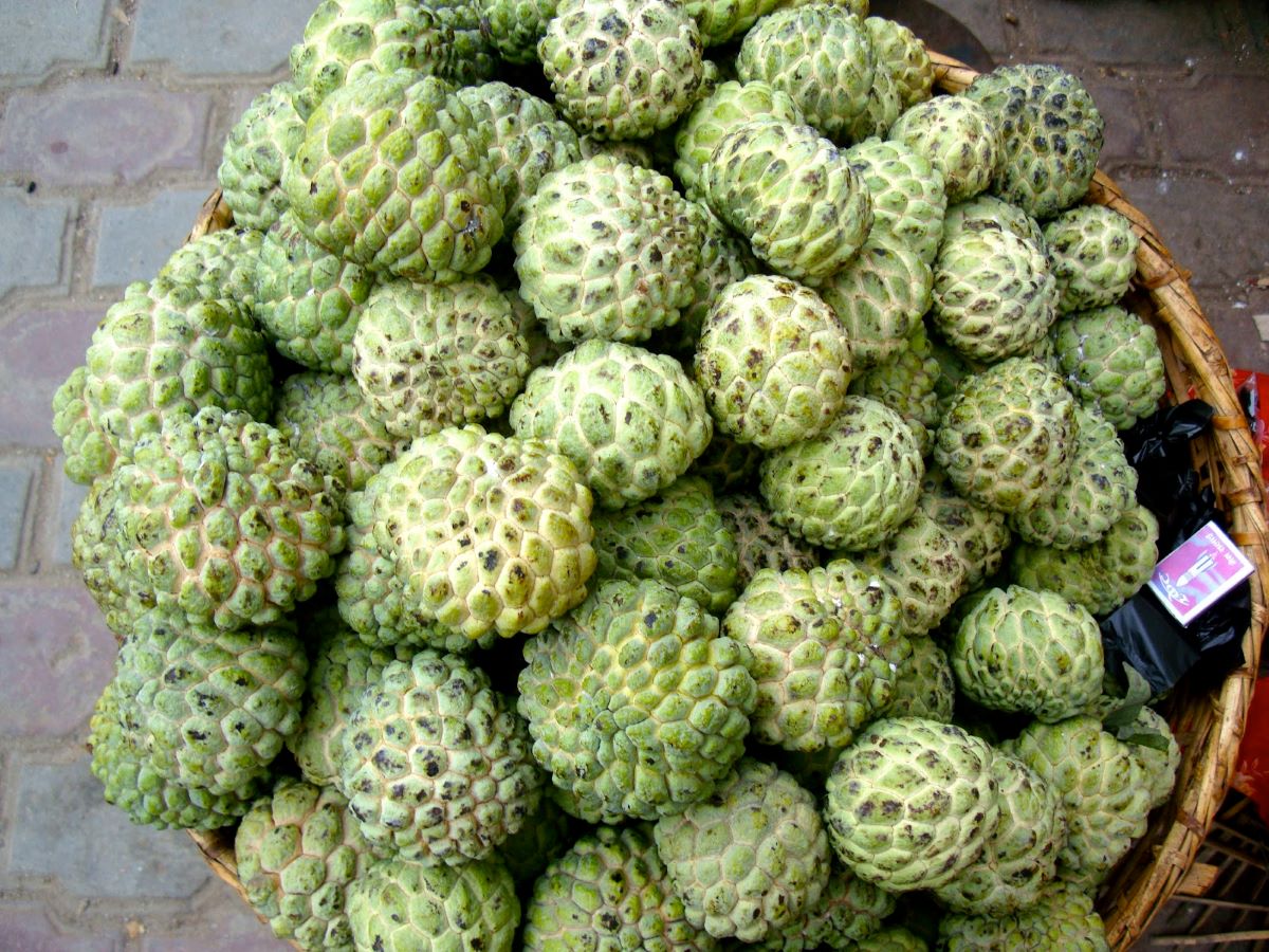 magazinele etnice din Romania sunt pline de fructe si legume exotice