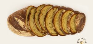 Pâine cu maia și matcha